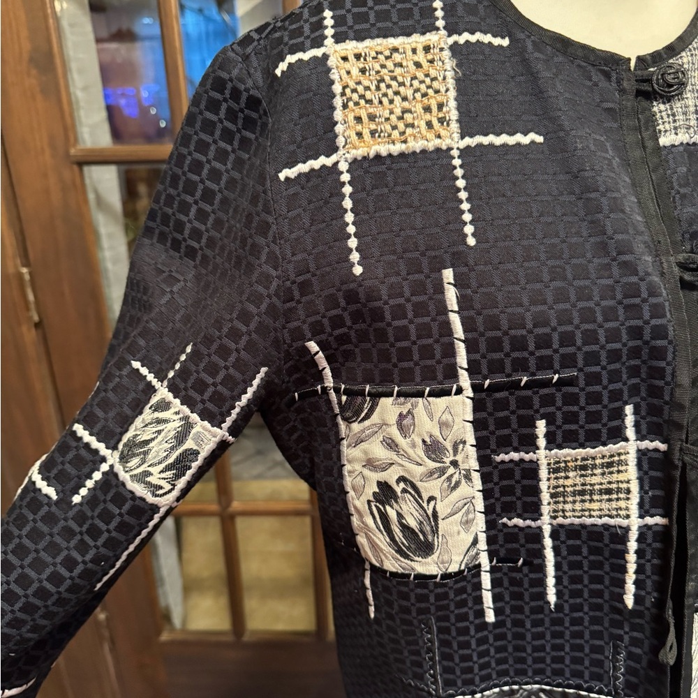 Allure Black Patchwork Floral Jacket S - image 4